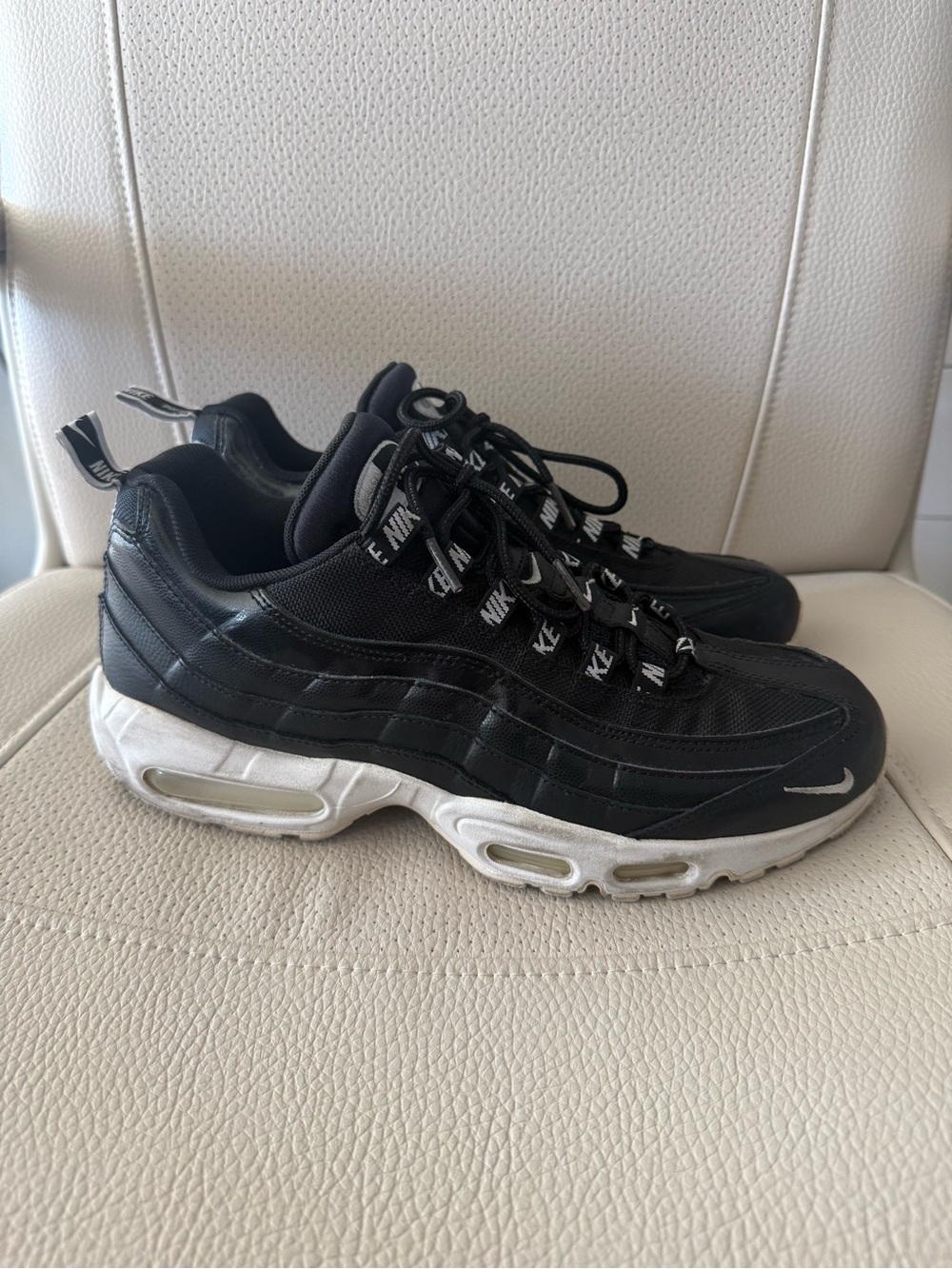 Size 9.5 - Nike Men’s Air Max 95 Black/White Athletic Sneakers